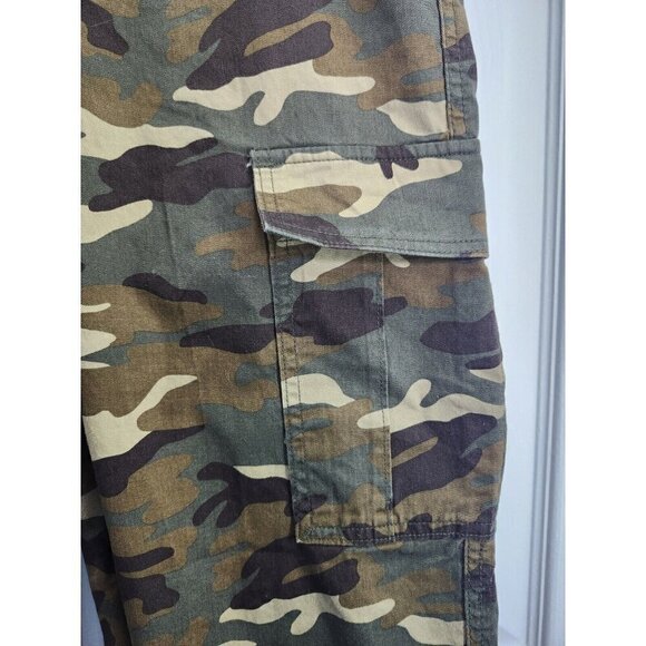 Levis Camo Cargo 94 Baggy Pants 27 x  28 (shortened) - Picture 3 of 9